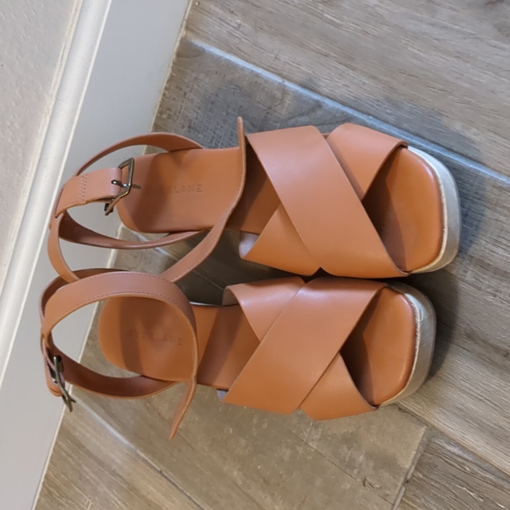Everlane wooden block shoes size 7.5